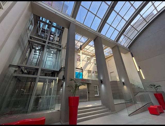 979M² OFFICE TO LET IN CAPE TOWN CITY CENTRE